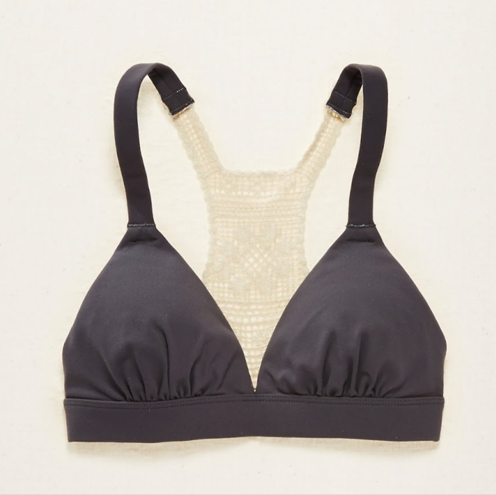 Aerie Gray Racerback Wireless Plunge Crochet Bikini Top Swimsuit Swim Beach
